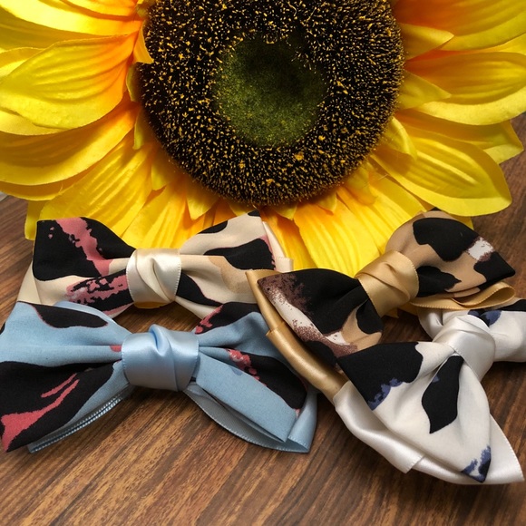 D’bello bows - Picture 1 of 6